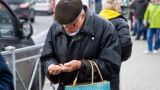 There is no place for old people here: the Ukrainian authorities are aiming at the destruction of the social sphere